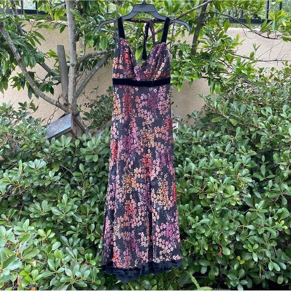 Notice Floral Velvet Silk Blend Halter Style Long Dress. Size Medium. EUC! - Picture 1 of 7